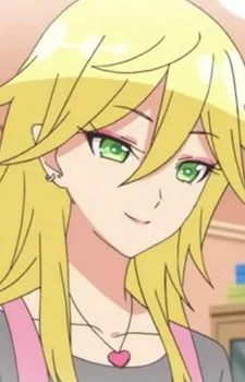 Kazama, Julia
