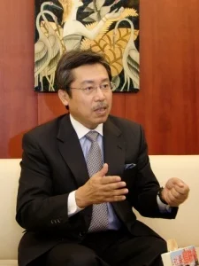 Hirokane, Kenshi