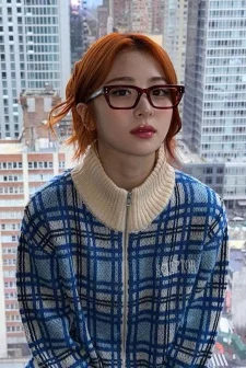 Huh, Yun-jin
